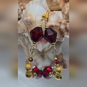 Elegant Garnet Red and Gold Earrings